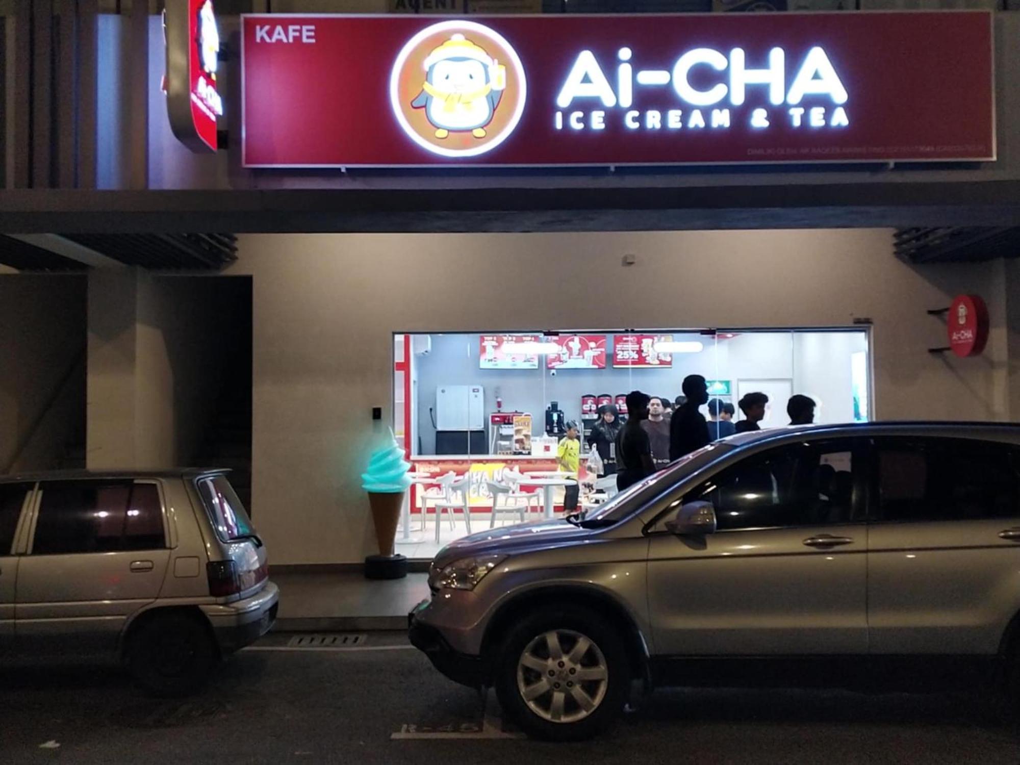 Pangsapuri Deluxe Kl At M-vertica By Hck Kuala Lumpur